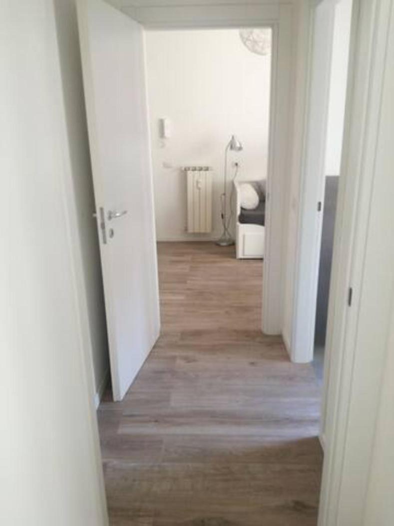 Bilocale Zona Isola 200 Mt Metro Mm3 Maciachini - J2 * Milan