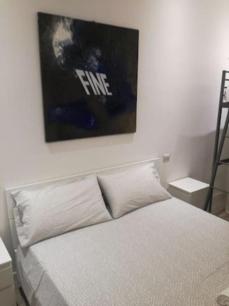Bilocale Zona Isola 200 Mt Metro Mm3 Maciachini - J2 Milan